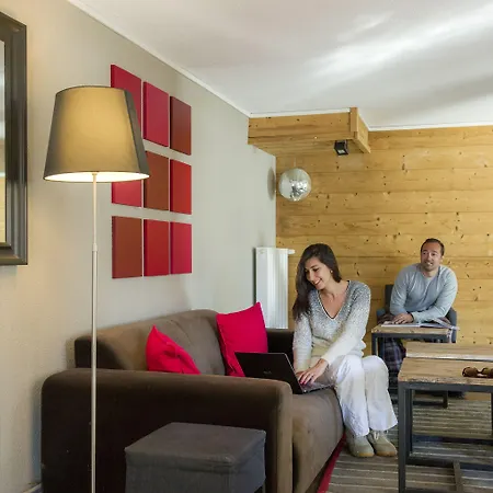 ホテル Sowell Family Les Bergers プラ・ルー