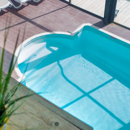 Sowell Family Les Bergers 3* プラ・ルー