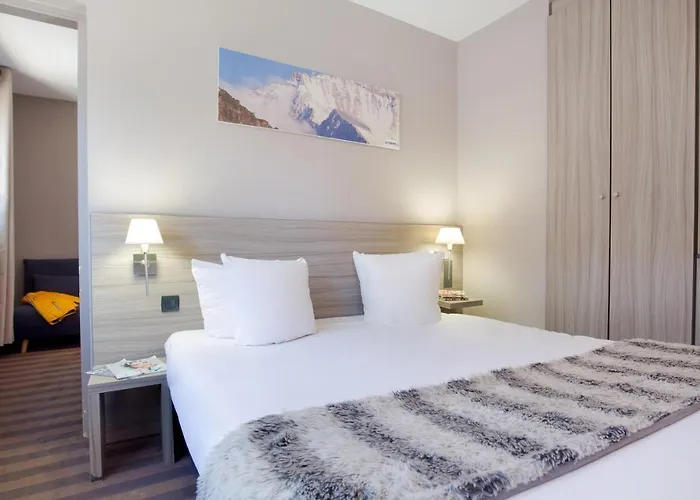 מלון Sowell Family Les Bergers פרה-לופ