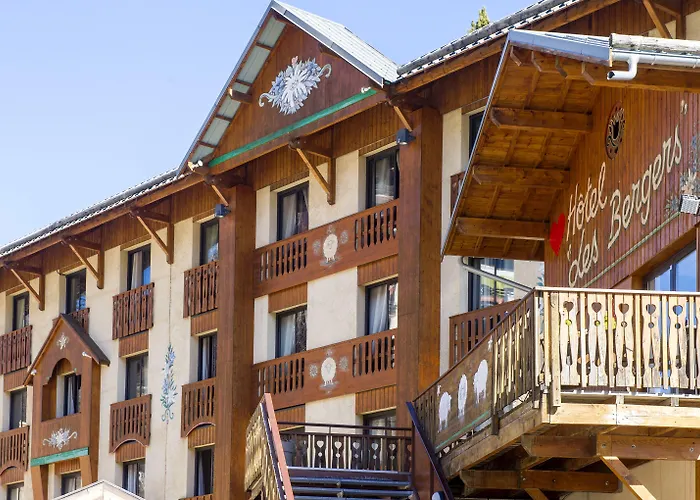 Sowell Family Les Bergers מלון