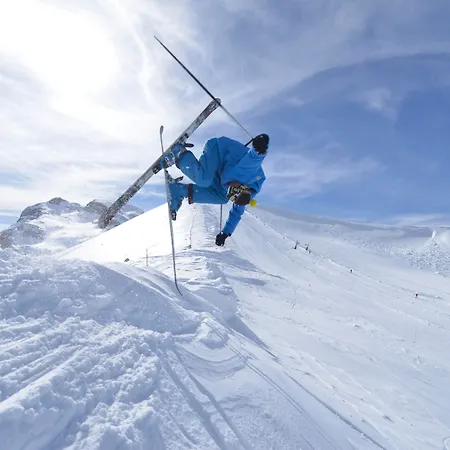 Sowell Family Les Bergers Hotel